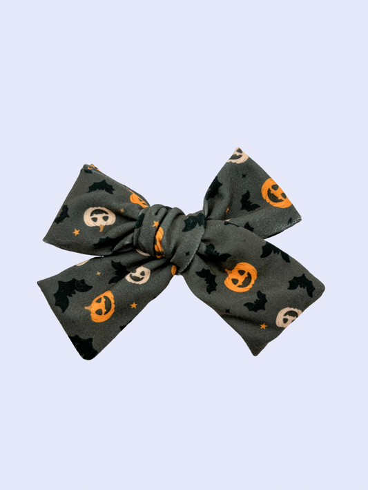 Pumpkin and Bats // Handtied Bow